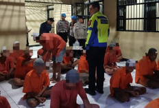 Kasatlantas Polres Ngawi Cek Ruang Tahanan, Pastikan Kondisi Aman dan Terkendali