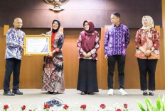 Pemkab Bojonegoro Raih Penghargaan Ombudsman Jatim atas Tata Kelola Bebas Maladministrasi