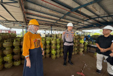 Pastikan Dapur Warga Tetap Mengepul, Bunda Indah Jamin Stok LPG 3 Kg di Lumajang Aman Selama Lebaran