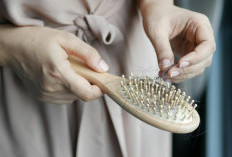 Rambut Rontok Secara Berlebihan, Ini yang Sering Jadi Penyebab