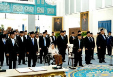 Prabowo Lantik Pratikno sebagai Ketua dan Hatta Rajasa Wakil Ketua Wantimpres