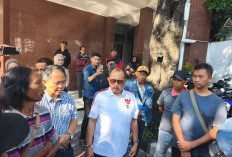 Imbas Penertiban Jalan Nias, Pelaku Usaha Terdampak Geruduk Rumah Aspirasi Cak Ji