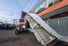 Kanopi Pasar Ploso Ambrol Lagi, Inspektorat Desak Kontraktor Bertanggung Jawab