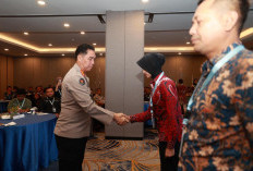 Polda Jatim Gelar Pelatihan Public Speaking, Dorong Personel Mahir Jadi Komunikator Efektif di Era Digital