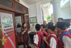 Outing Class, SD Islam Al-Ulum Belajar Hukum di Kejari Kota Malang