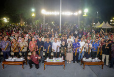 Tabuh Ribuan Kentongan, Wali Kota Eri Cahyadi Buka Lomba Kampung Pancasila 2026