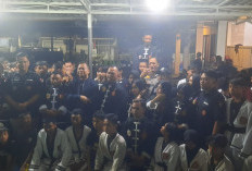 Kapolrestabes Surabaya Bersama Kapolsek Rungkut Sambangi Latihan IKS PI Kera Sakti