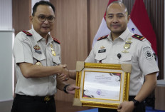 Pelayanan Makin Prima, Imigrasi Soekarno-Hatta Terima Penghargaan Menimipas RI