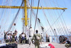 Di Tengah Pelayaran, KRI Bima Suci Uji Ketangkasan Kebaharian Taruna Korps Pelaut dan Kadet APCS 2026