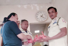 PIJP Pamekasan Salurkan Daging Kurban untuk Warga dan Satpam Perumahan