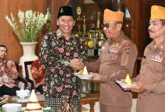 Tirakatan HUT ke-81 RI, Plt Bupati Tulungagung Ajak Warga Rawat Persatuan dan Isi Kemerdekaan dengan Karya