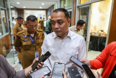 Hotline Lapor Cak Eri Terima 400 Aduan Warga Surabaya Setiap Hari