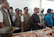 Cek Stok dan Kestabilan Harga, Bupati Jombang Sidak Pasar Pon