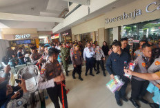 Kapolri Cek Kesiapan Stasiun Gubeng, Penumpang Naik 11 Persen, Tiket Ekonomi Diskon dan Layanan 24 Jam