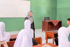 Kawal RSBT SMAN 1 Kapongan, Zeiniye  Komitmen Cetak Generasi Unggul di Situbondo 