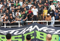 Bonek Bonita Beri Dukungan ke Persebaya Jelang Hadapi Arema FC