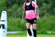 Evaluasi Total, Bernardo Tavares Fokus Perbaiki Transisi Permainan Persebaya