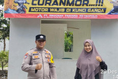 Tekan Angka Curanmor, Polsek Sawahan Pasang Banner Imbauan di Putat Jaya