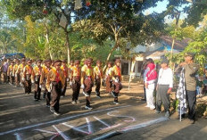 80 Regu Meriahkan Gerak Jalan HUT Ke-81 RI di Ranuyoso Lumajang