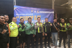 Polisi Sahur Bersama Ojol di Warkop Ojol Kamtibmas