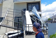 Angin Kencang Terjang Tiga Perumahan di Driyorejo Gresik, Puluhan Rumah Rusak