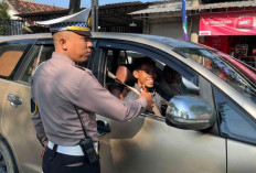 Urai Kemacetan Pasar Pasinan, Jalur Alternatif Polsek Baureno Besutan Satlantas Bojonegoro Banjir Apresiasi
