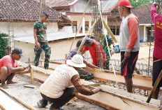 Papan Cor Dipasang, Satgas TMMD Perkuat Pondasi MWK Masjid