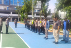 Jaga Kondusivitas, Polsek Gayungan Kawal Aksi Unjuk Rasa Jagal dan Pedagang Daging di Kejati Jatim