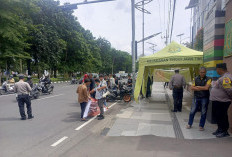 Polsek Gayungan Siagakan Personel Gabungan Amankan Aksi Unjuk Rasa di Kantor Kejati Jatim