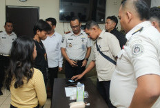 Selundupkan Sabu Dalam Susu Kemasan, Pembesuk Pacar di Rutan Medaeng Ditangkap