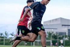 Duel Tensi Tinggi di Samarinda, Persebaya Bertekad Kandaskan Borneo FC