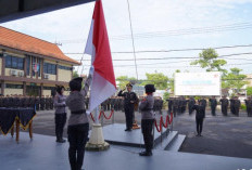 Peringati Hari Ibu Ke-97, Polwan Polres Bojonegoro Pimpin Seluruh Rangkaian Upacara