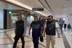 Baru Landing dari Jakarta, Jaksa Tangkap Kadis ESDM Jatim di Bandara Juanda Surabaya