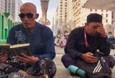 Menjemput Keberkahan, Dua Karyawan Memorandum Tekuni Ibadah di Masjid Nabawi