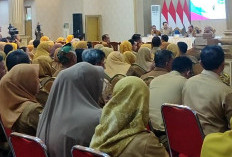 Kisah di Balik Verval Kemiskinan Jember, Antara Peluh Guru Menembus Gunung dan Temuan Lansia yang Terlupakan