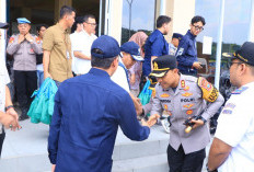 Kapolres Ngawi Dampingi Menteri LH Cek Program Mudik Minim Sampah