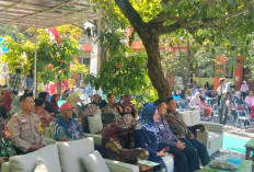 Jalin Sinergitas, Bhabinkamtibmas Polsek Wiyung Hadiri Dies Natalis ke-15 SMPN 51 Surabaya