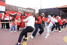 Keluarga Besar Polres Ngawi Meriahkan HUT Ke-81 RI dengan Beragam Lomba