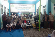 Ramadan Penuh Berkah, 34 Anak Yatim di Tambaksumur Waru Terima Santunan Uang dan Sembako