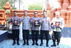 Kapolres Ngawi Pimpin Anev Sitkamtibmas, Berikan Penghargaan Polsek Berprestasi 