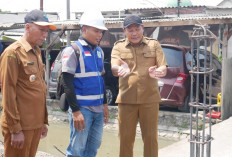 Bupati Subandi Sidak Betonisasi Jalan Gedangan–Betro, Minta Proyek Dipercepat