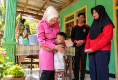 Bupati Lumajang Beri Semangat Arga, Pejuang Kecil yang Akan Jalani Operasi Jantung di India