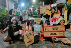 Warga Uka Surabaya Jadikan Tirakatan HUT ke-81 RI Refleksi Perjuangan Pahlawan