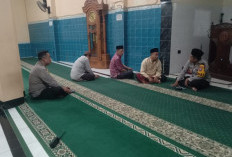 Safari Subuh Polsek Genteng di Kalisari, Ajak Warga Aktifkan Siskamling Cegah Curanmor