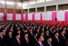 Gus Fawait Lantik 734 Kepala Sekolah di Jember, Ajak Perangi Kemiskinan