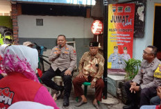 Polsek Simokerto Gelar Jumat Curhat di Kapasan, Serap Aspirasi Warga dan Sosialisasikan Call Center 110