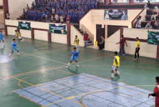 8 Tim Futsal SMP Kantongi Tiket Perempat Final Piala PWI Mojokerto Cup 2026