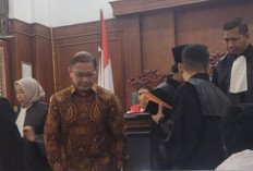 Kesaksian Kadindik Jatim Buka Celah Dakwaan, Unsur Pemerasan Dipertanyakan