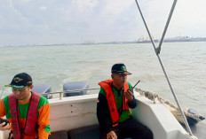 Nelayan Hilang di Laut Gresik Belum Ditemukan, Petugas Gabungan Perluas Pencarian