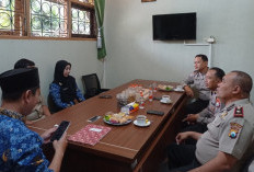 Kapolsek Kedungkandang Malang Binluh Pelajar di SMPN 21